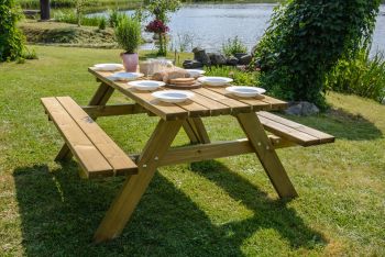 Buttercup Combined Round Picnic Table