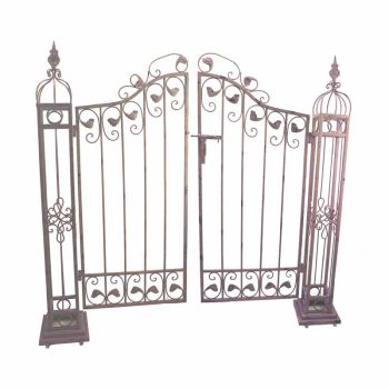 Ornamental Gates - L144 x W28 x H136 cm - Rusty