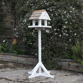 Framlingham Traditional English - Haslemere freestanding bird table and bird house combination with shingle roof and stand