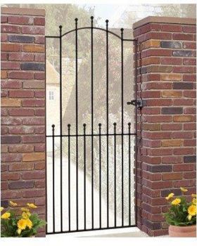 Manor Tall Bow Top Single Gate - Solid Steel - Fits Gap of 762 mm x 1910 mm High - Electro Galvanised/Black Powder Coated