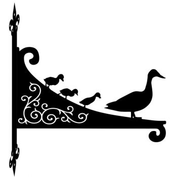 Duck And Ducklings Decorative Scroll Hanging Bracket