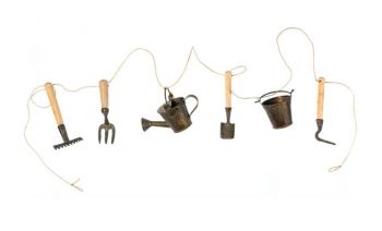 Decorative Handmade Garden Tool Garland - Watering Can with gift box