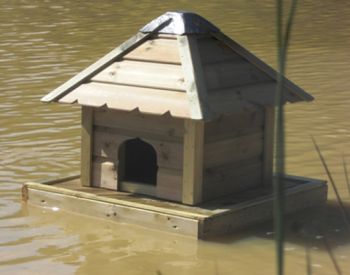 Floating Duck Nesting Box, Duck House for Ponds, Waterfowl Nest - W46 x H62 cm