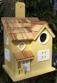 Nestling Cottage Birdhouse - Yellow