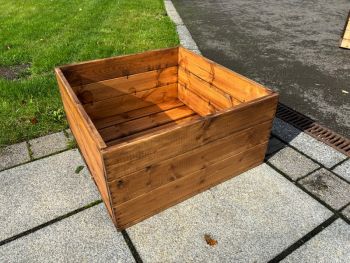 Country Kitchen Large Raised Bed Planter - Timber - L60 x W60 x H30 cm