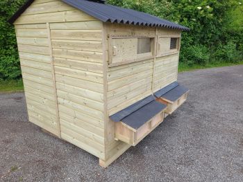 Buttercup Large Poultry Shed with nest boxes for chickens, ducks, phesants etc. Chicken coop suitable for up to 50 chickens. Pressure Treated Timber