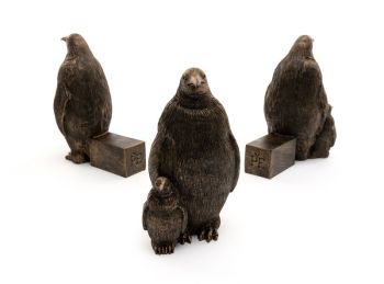 Emperor Penguin Plant Pot Feet - Set of 3 - L9.3 x W6 x H11.2 cm