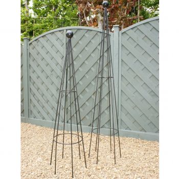 Hampton 5Ft Obelisk - Garden Plant Support - Solid Steel - L36.7 x W33 x H152.4 cm - Black