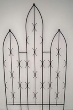 Triple Centre Point Gothic Screen - Decorative Garden Screen, Plant Support - Solid Steel - W91.4 x H180 cm - Black