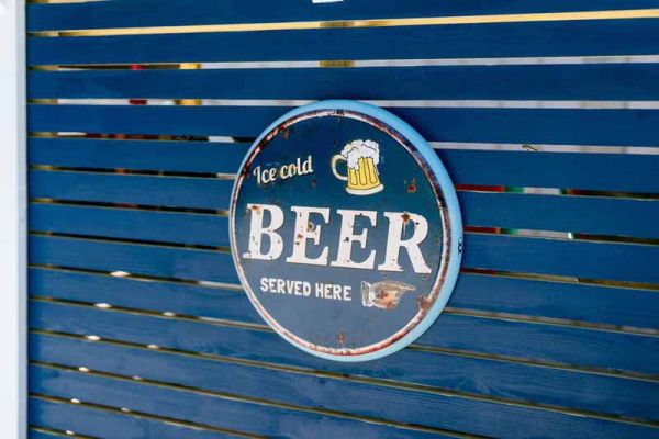 Not sold individually - Optional Extra - Bar Sign ICE COLD BEER SERVED HERE - Only available to order with a garden/bin store - Metal - L2.5 x W34 x H34 cm