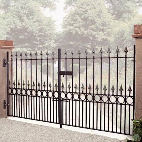 Balmoral Premium Spear Top Low Double Driveway Gate - Steel - Fits Gap 3658 mm x 1168 mm High - Electro Galv./Black Powder Coated