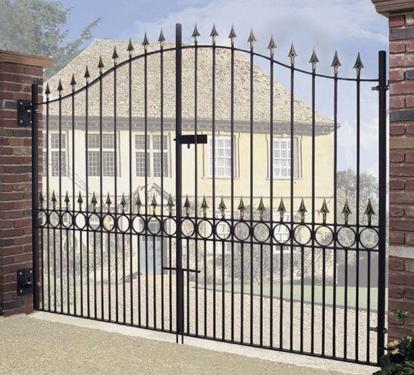 Balmoral Premium Range Tall Bow Top Double Gate - W213.4 x H208.2 cm