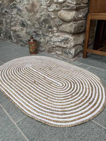 CHAKKAR PALE Stripe Oval Beige Hall Rug - Jute - L75 x W120