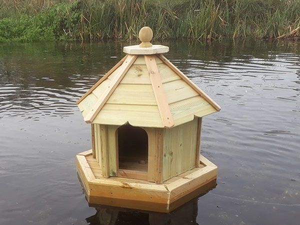 Small Hexagonal Floating Duck House, Waterfowl Nesting Box for Pond or Lake - Pressure Treated Timber.  Fully Assembled