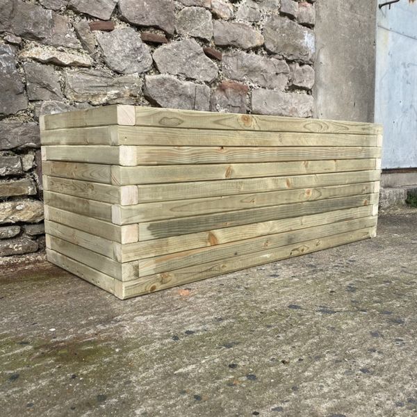 Norfolk Planter - Wood - L60 x W30 x H30 cm