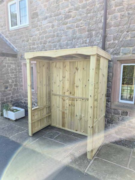 Outdoor smoker hot sale shelter