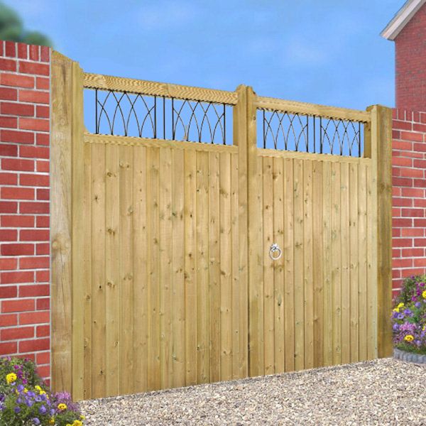 Windsor Tall Double Driveway Gate - Pressure Treated Scandinavian Redwood - W3300 x H1800 mm